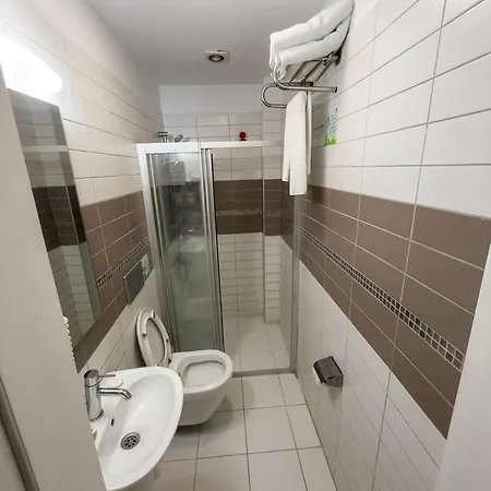 Hotel Licus 3*